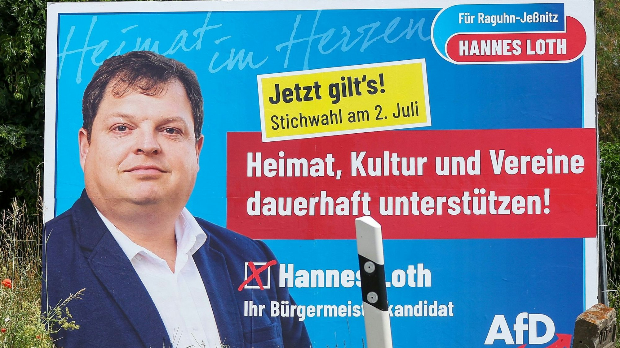 Ein Wahlplakat des AfD-Kandidaten Hannes Loth