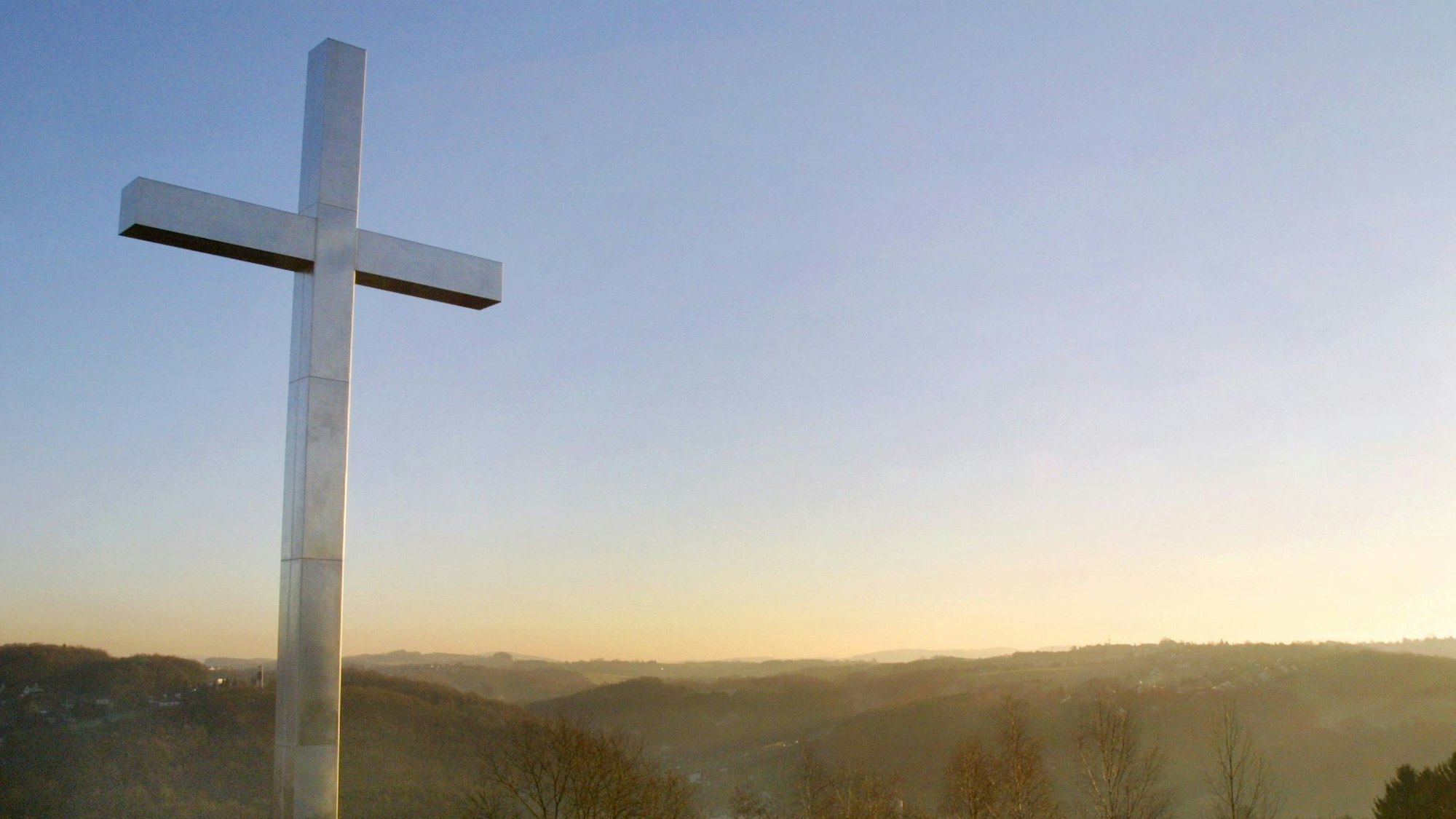 Denkmal für die Bergleute: Das 15 Meter hohe Barbarakreuz