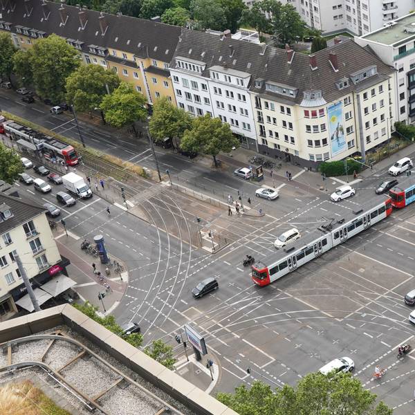 Weichenstellung: Am Aachener Stern kommt die nächste Großbaustelle auf die Kölner und den Pendelverkehr zu.
