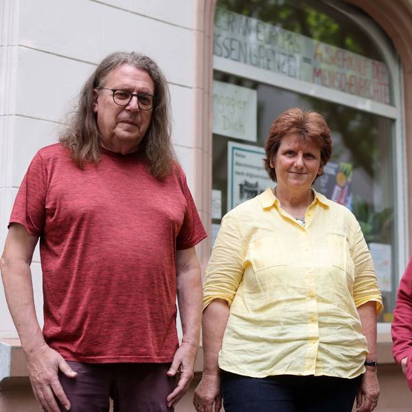Beharrlich, kooperativ und gerne auch mal unbequem: Klaus Roth, Angelika Wuttke und Marianne Arndt (v.l.) haben sich einen festen Platz in Entscheidungsgremien der Stadt erkämpft. Alle drei stehen nebeneinander und blicken so freundlich wie entschieden.