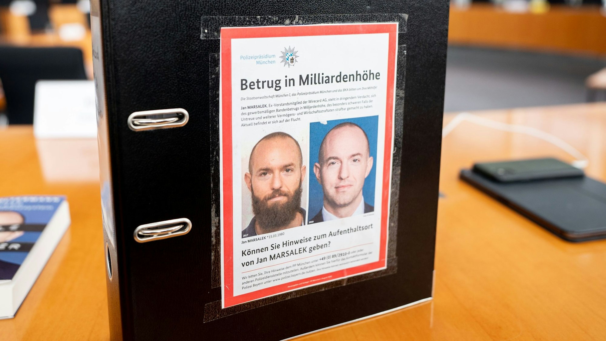 Der ehemalige Wirecard-Manager Jan Marsalek wird seit mehreren Jahren von der deutschen Justiz gesucht. Er war nach dem Aufliegen der illegalen Geschäftspraktiken abgetaucht.