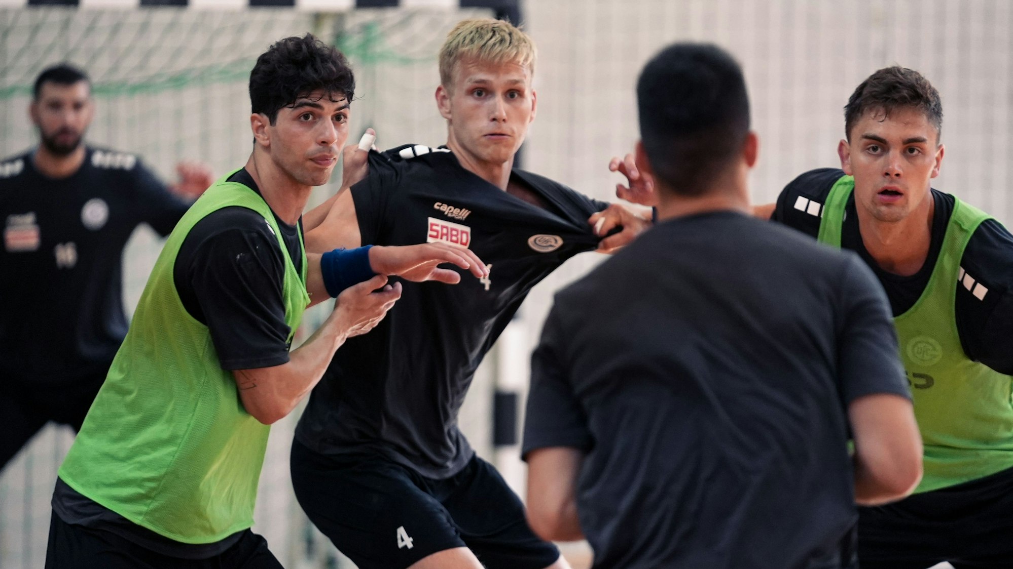 Szene aus einem Handballspiel