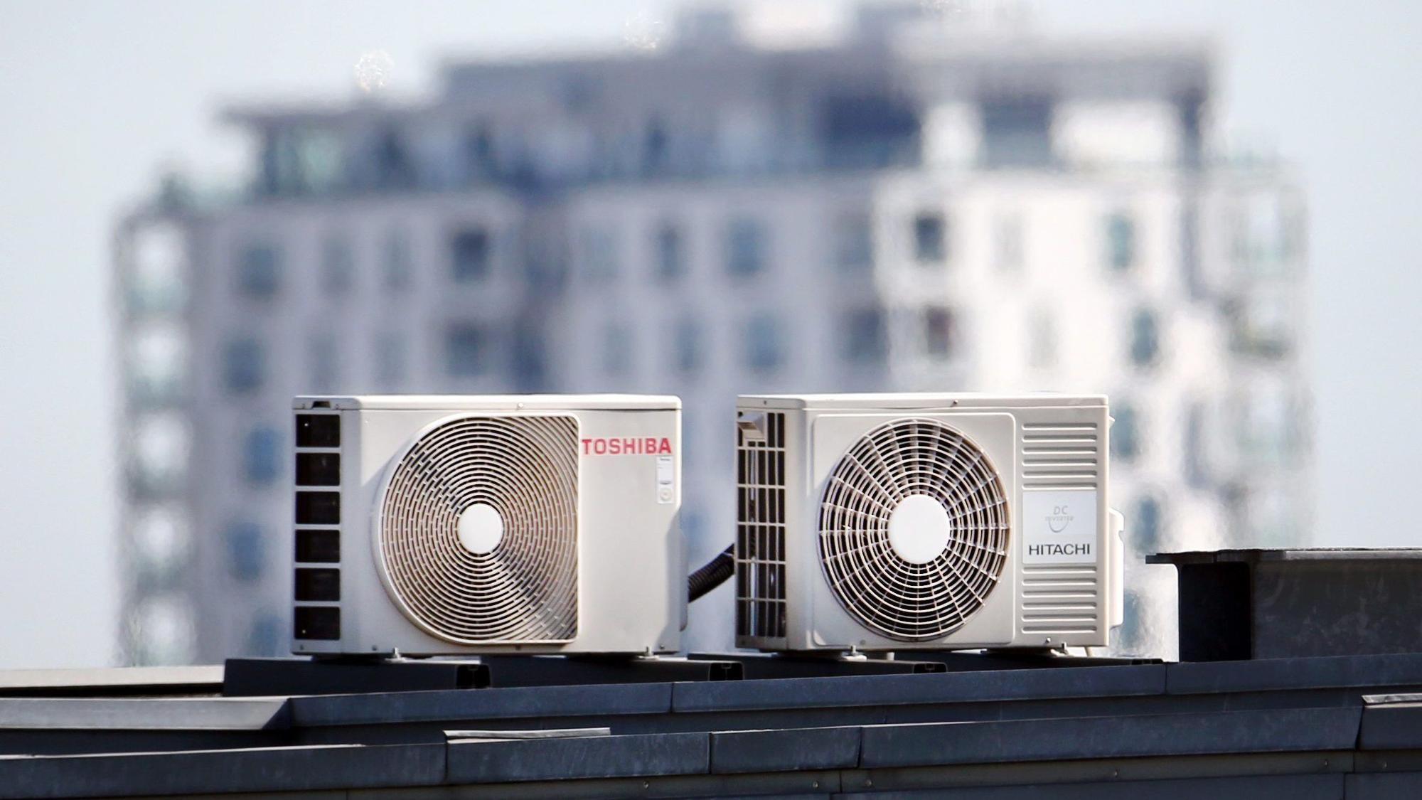 Klimaanlagen in Düsseldorf: Wer ein solches Gerät hat, kann sich derzeit freuen.
