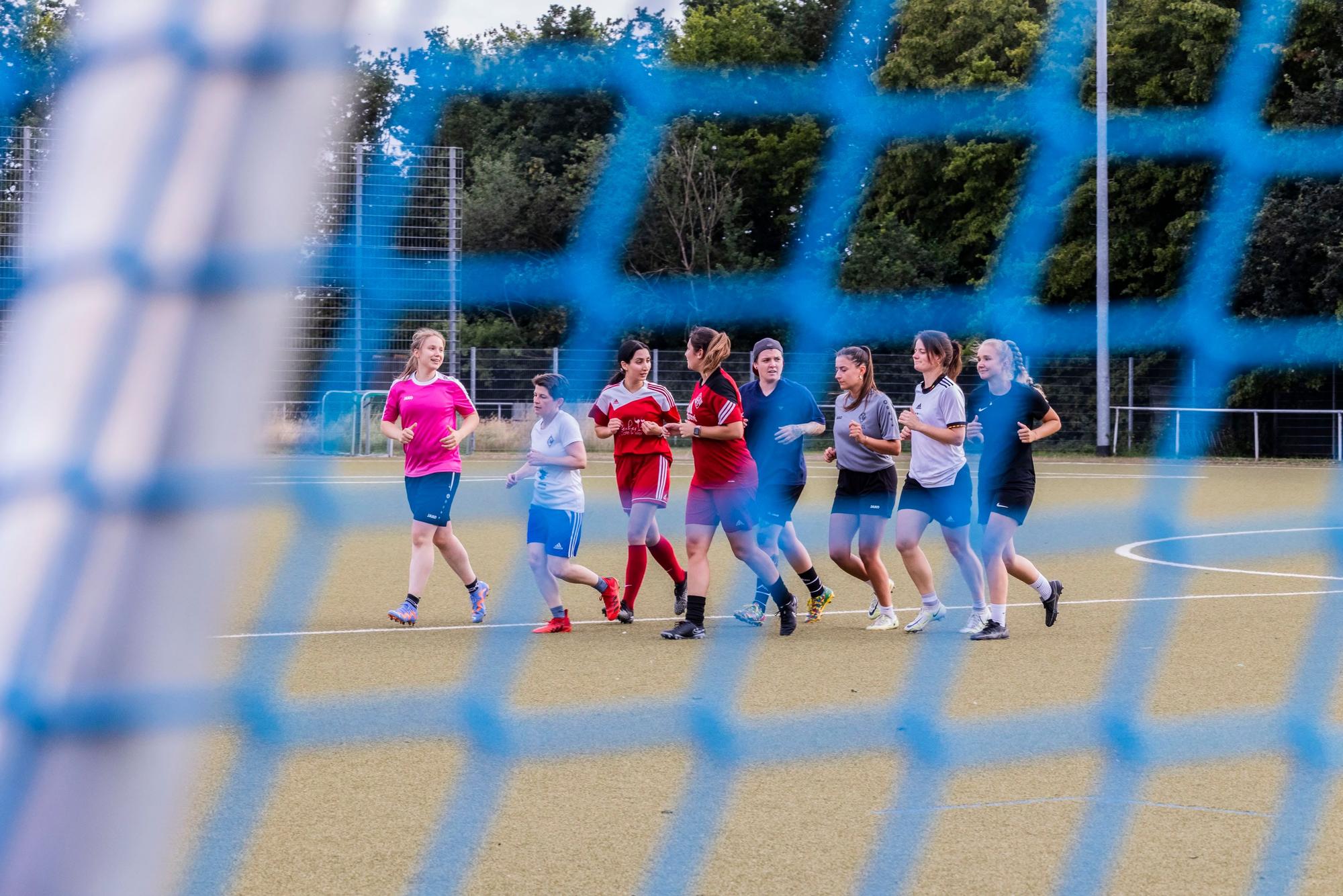 Acht Frauen trainieren aktuell beim FC Pech