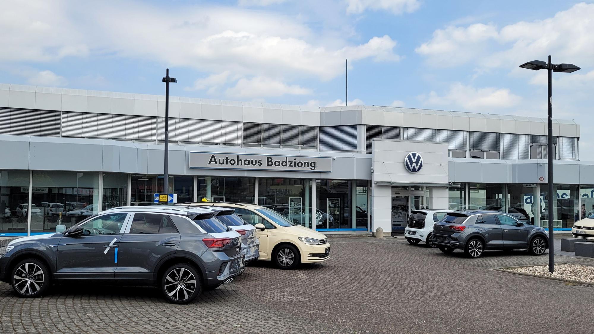 Das Foto zeigt die Autohaus Badziong GmbH & Co. KG an der Siemensstraße. Das Unternehmen ist insolvent.