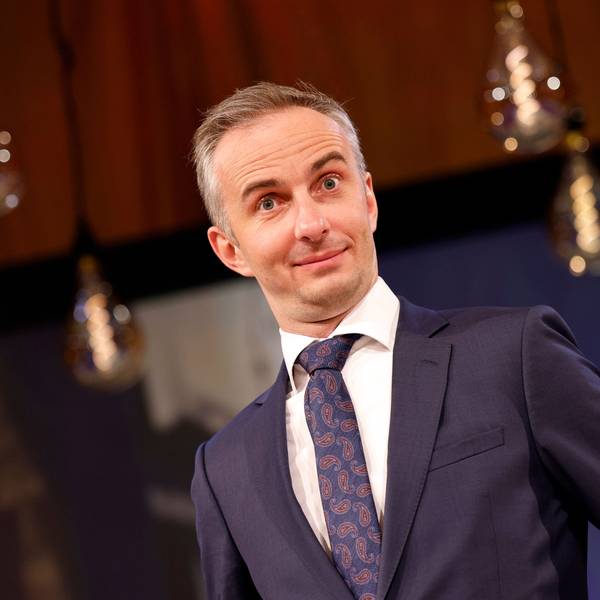 Jan Böhmermann hat sich auf Twitter zu Friedrich Merz Äußerungen über eine kommunale Zusammenarbeit mit der AfD geäußert – und damit Kritik von Karin Prien auf sich gezogen (Archivbild).