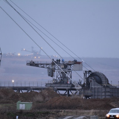 Das Bild zeigt Bagger im Tagebau Hambach.