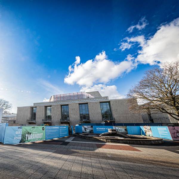 Baustelle: Die Sanierung der Kölner Oper am Offenbachplatz.