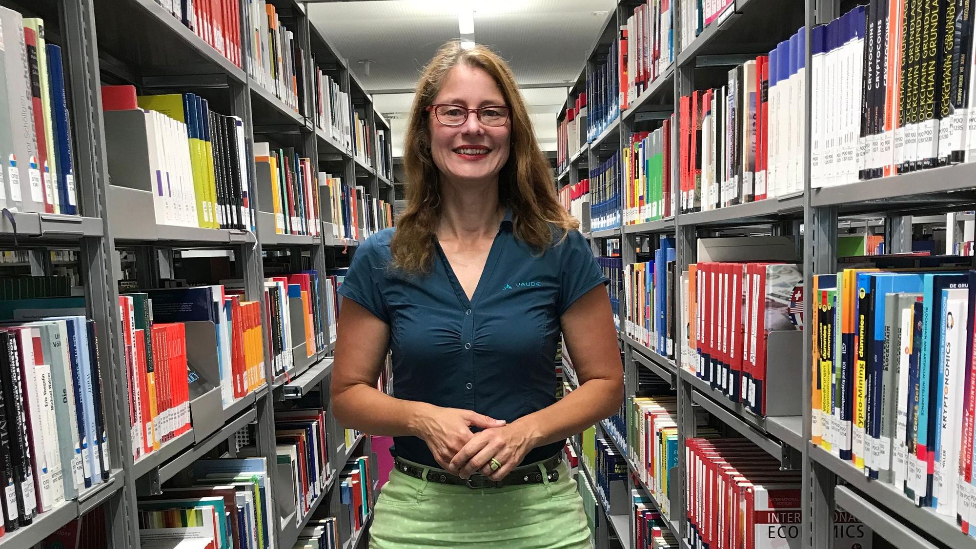 27.07.2023 Sankt Augustin/ Rheinbach: Maria-Christina Nimmerfroh ist Sozialpsychologin und lehrt an der Hochschule Bonn-Rhein-Sieg, dabei hat sie sich unter anderem mit der "Letzten Generation" beschäftigt.