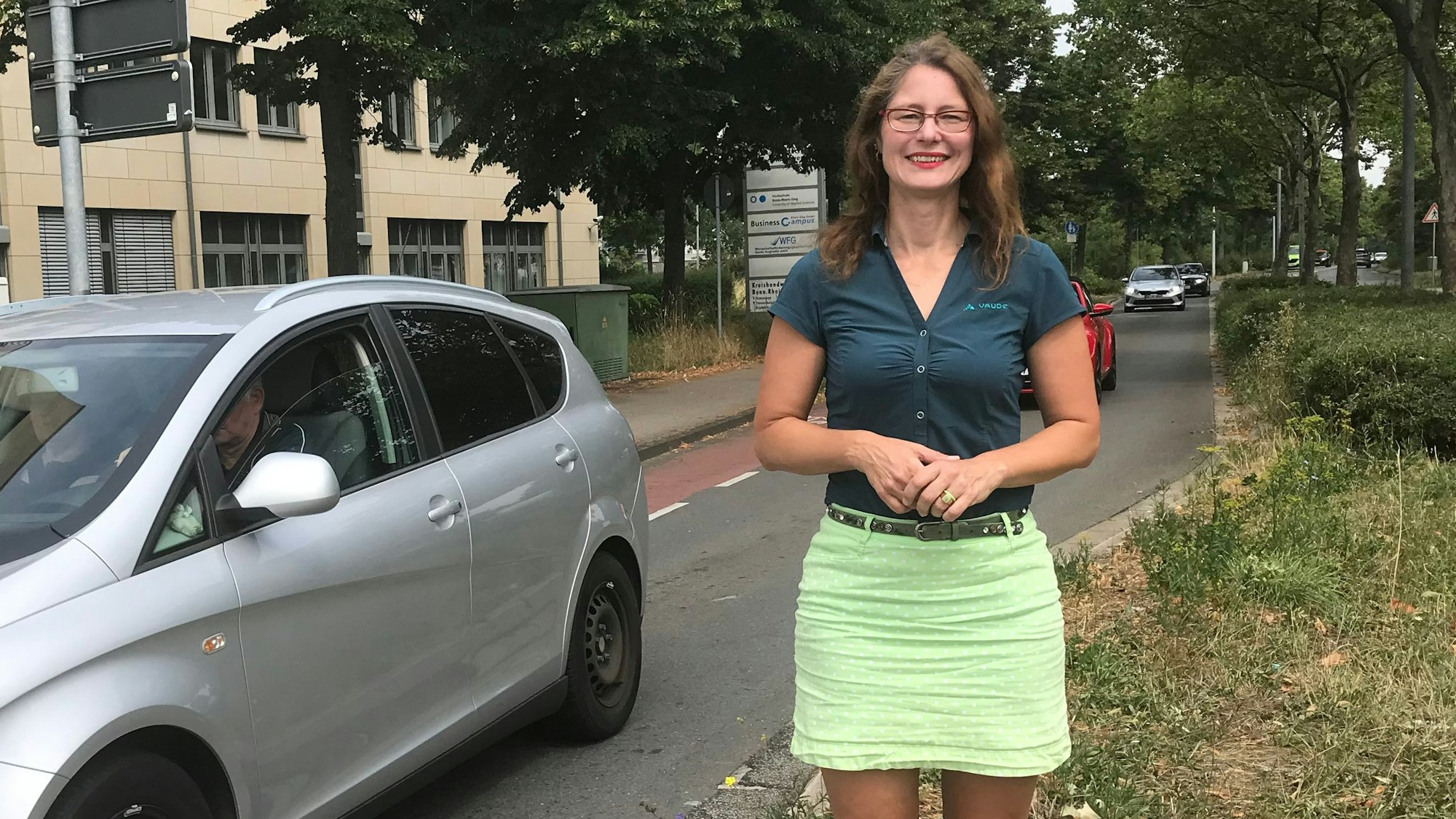 27.07.2023 Sankt Augustin/ Rheinbach: Maria-Christina Nimmerfroh ist Sozialpsychologin und lehrt an der Hochschule Bonn-Rhein-Sieg, dabei hat sie sich unter anderem mit der "Letzten Generation" beschäftigt.