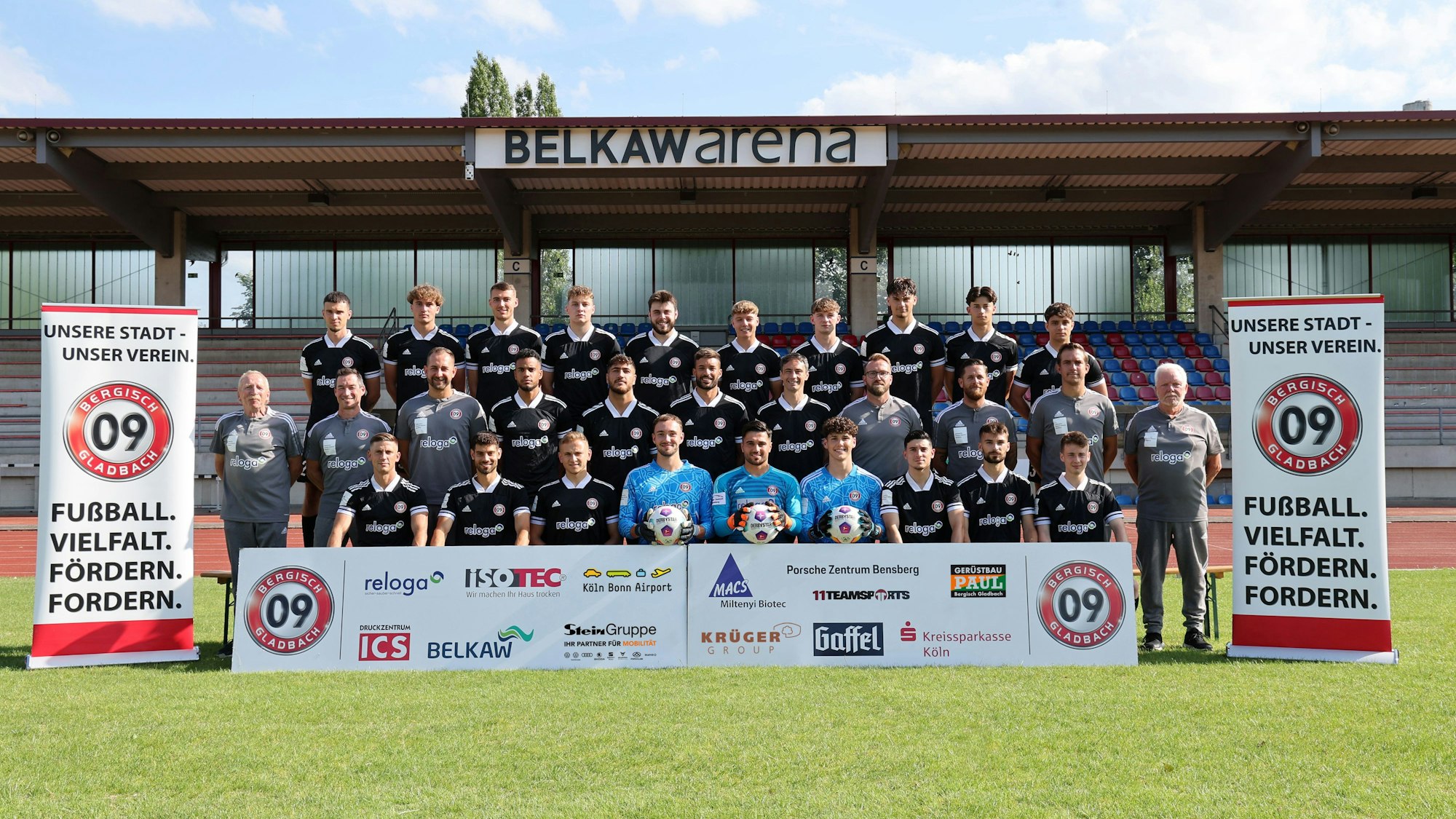 Mannschaftsfoto des SV Bergisch Gladbach 09