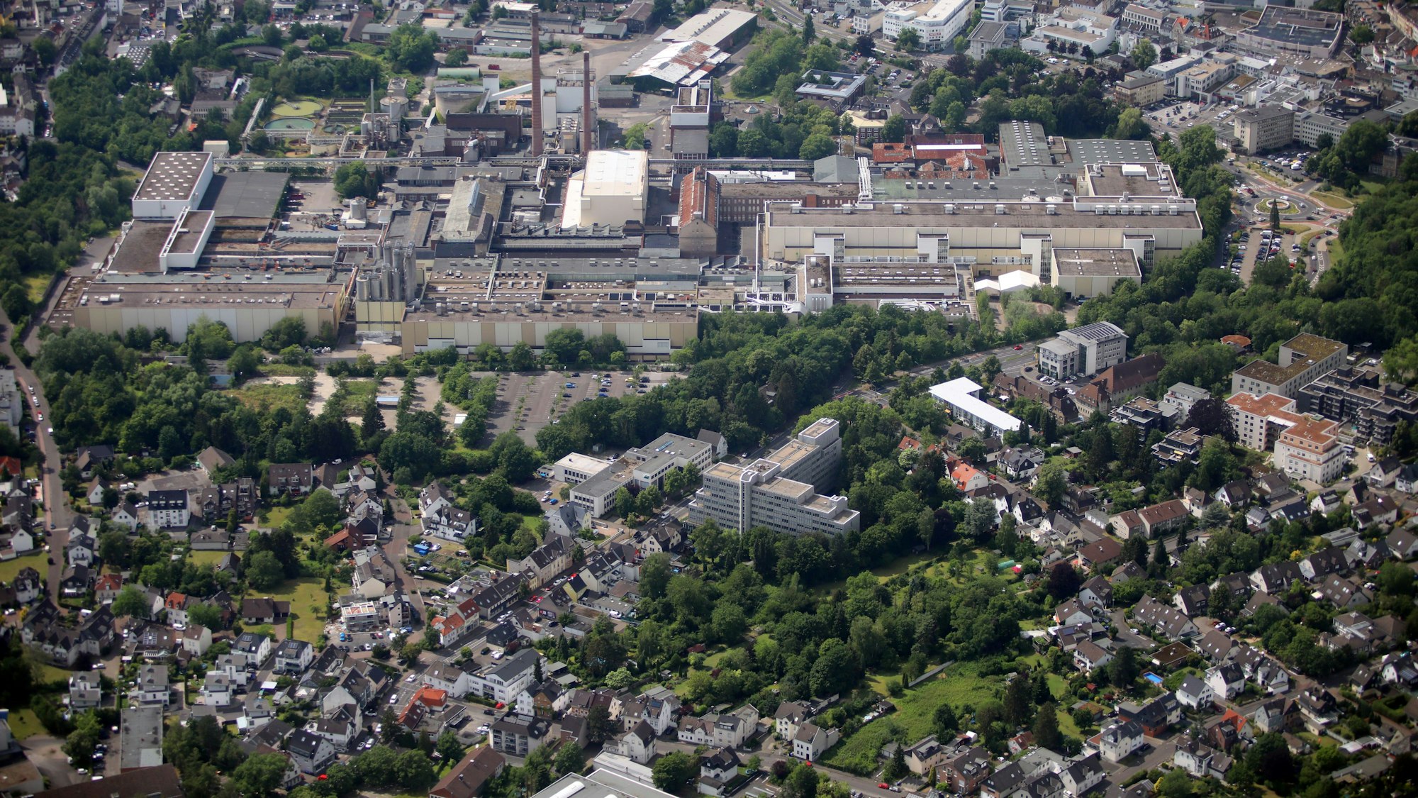 Am westlichen Rand des Zanders-Geländes könnte die „Grundschule 21“ entstehen. Vorplanungen laufen seit einem Jahr.
