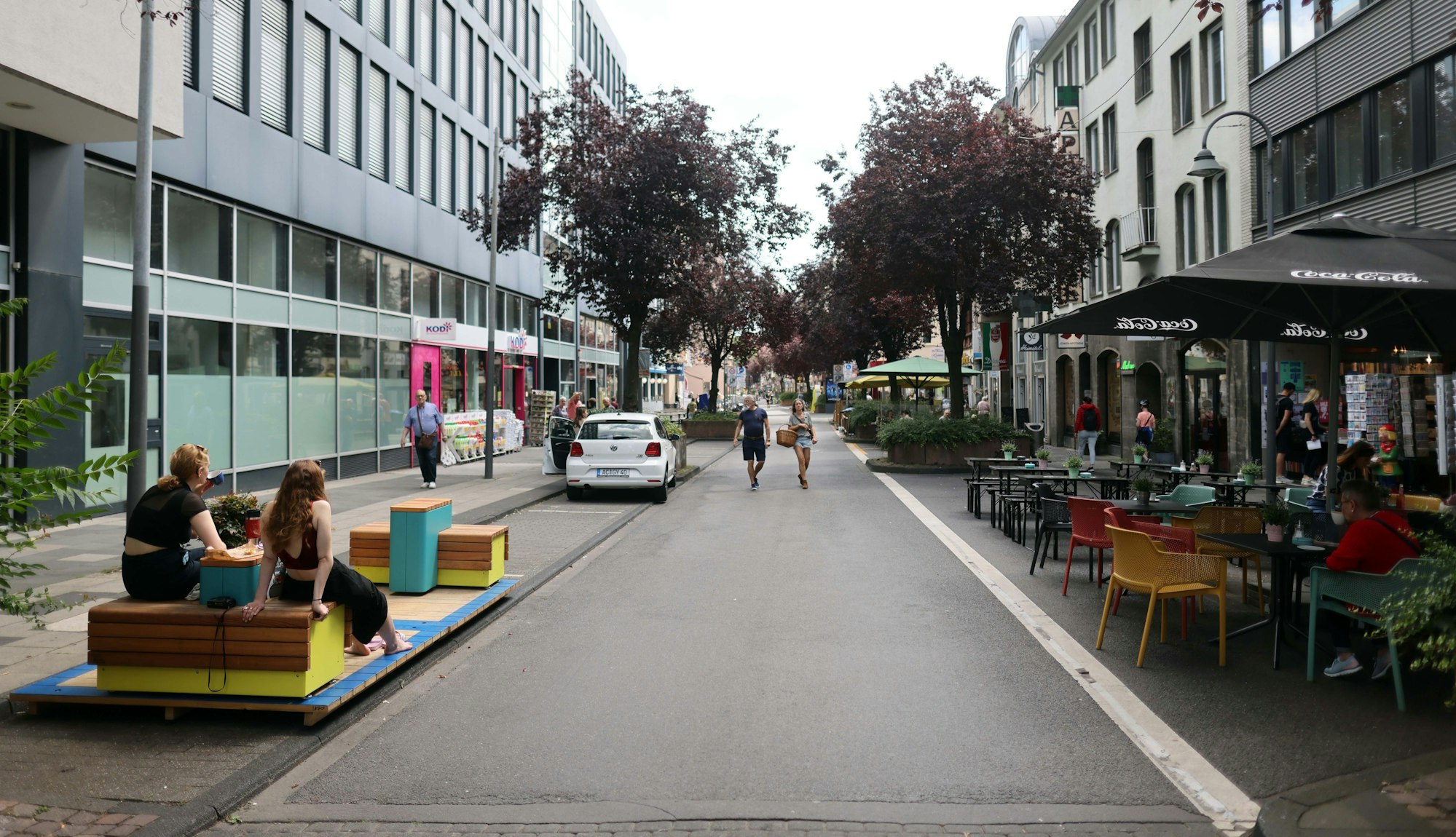 Verkehrsberuhigung auf der Deutzer Freiheit.