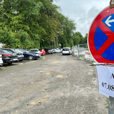 Der längst eingezogene Dauerparkplatz an der Balkantrasse in Burscheid