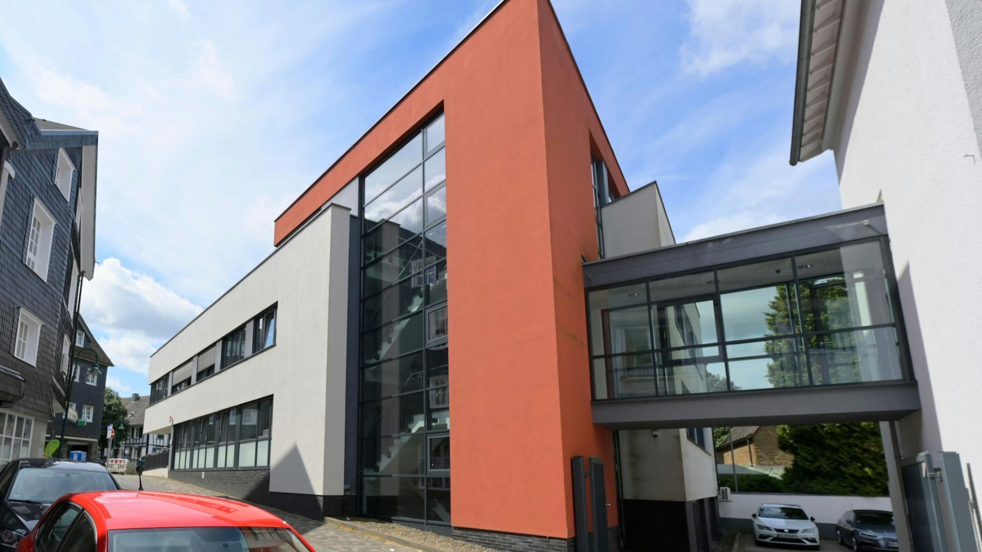 Außenansicht des Waldbröler Amtsgerichts.