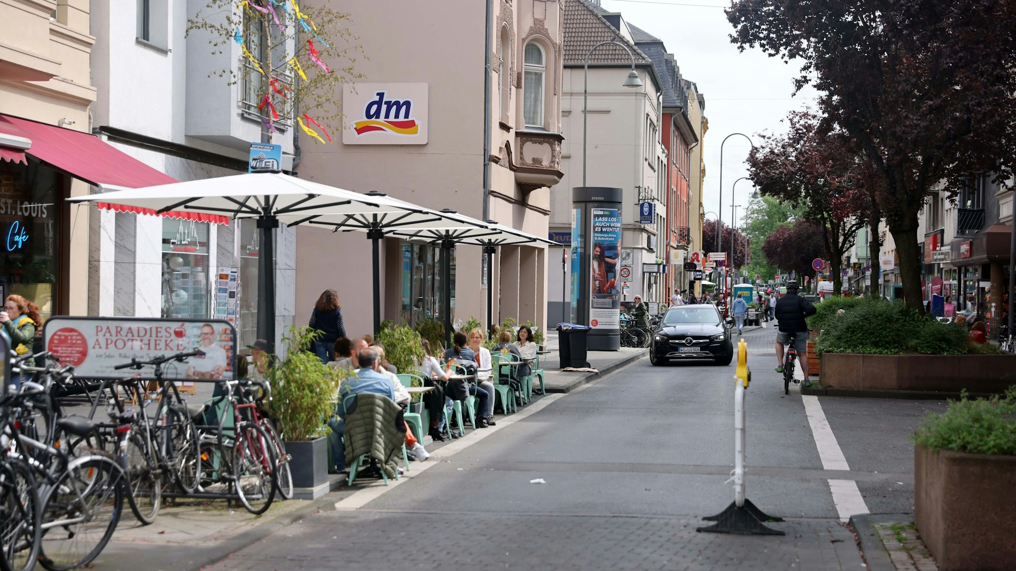 Der Verkehrsversuchauf der Deutzer Freiheit ist beendet.