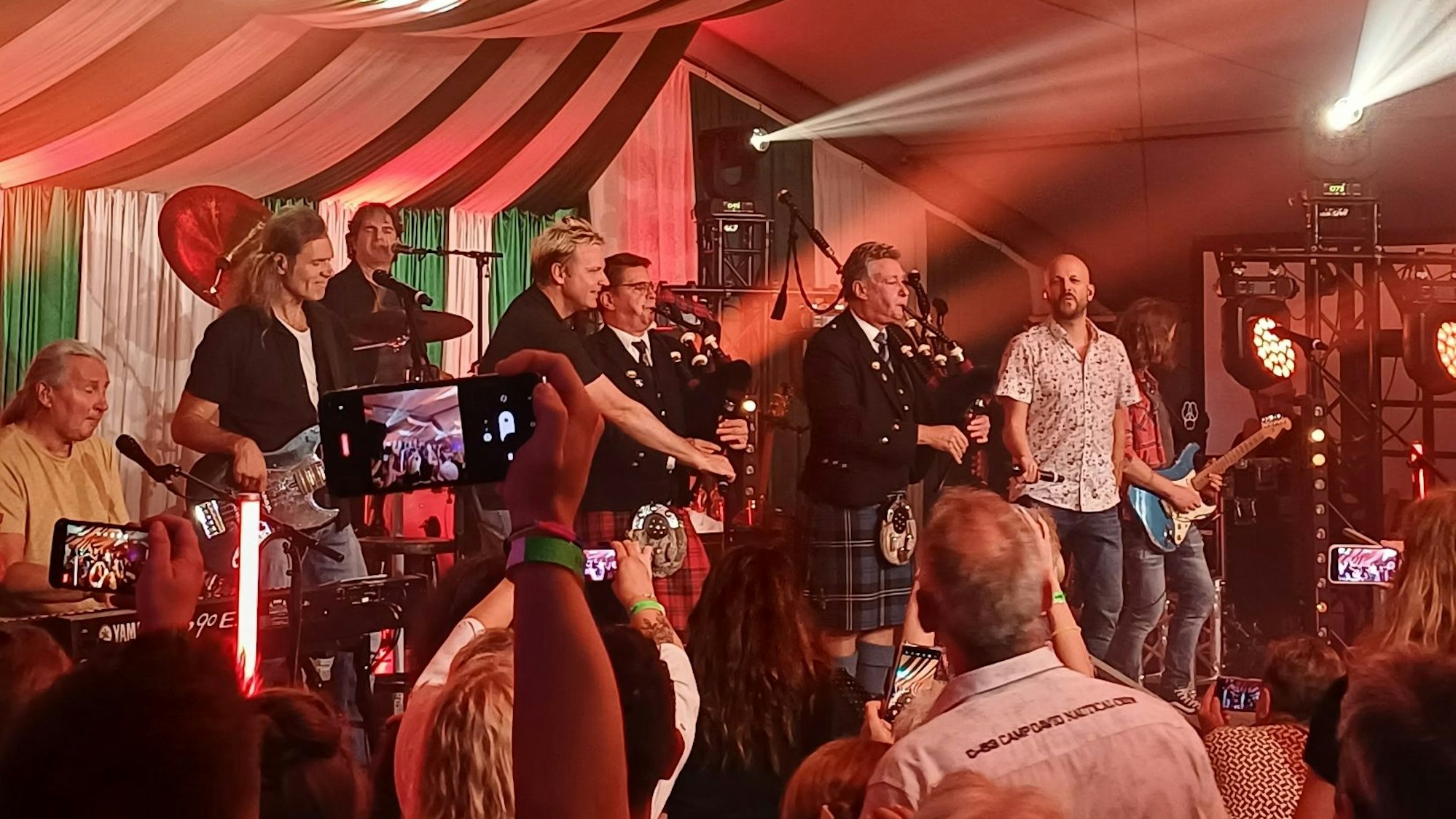 2023 beim 100. Schützenfest in Burscheid-Hilgen: die Bläck Fööss