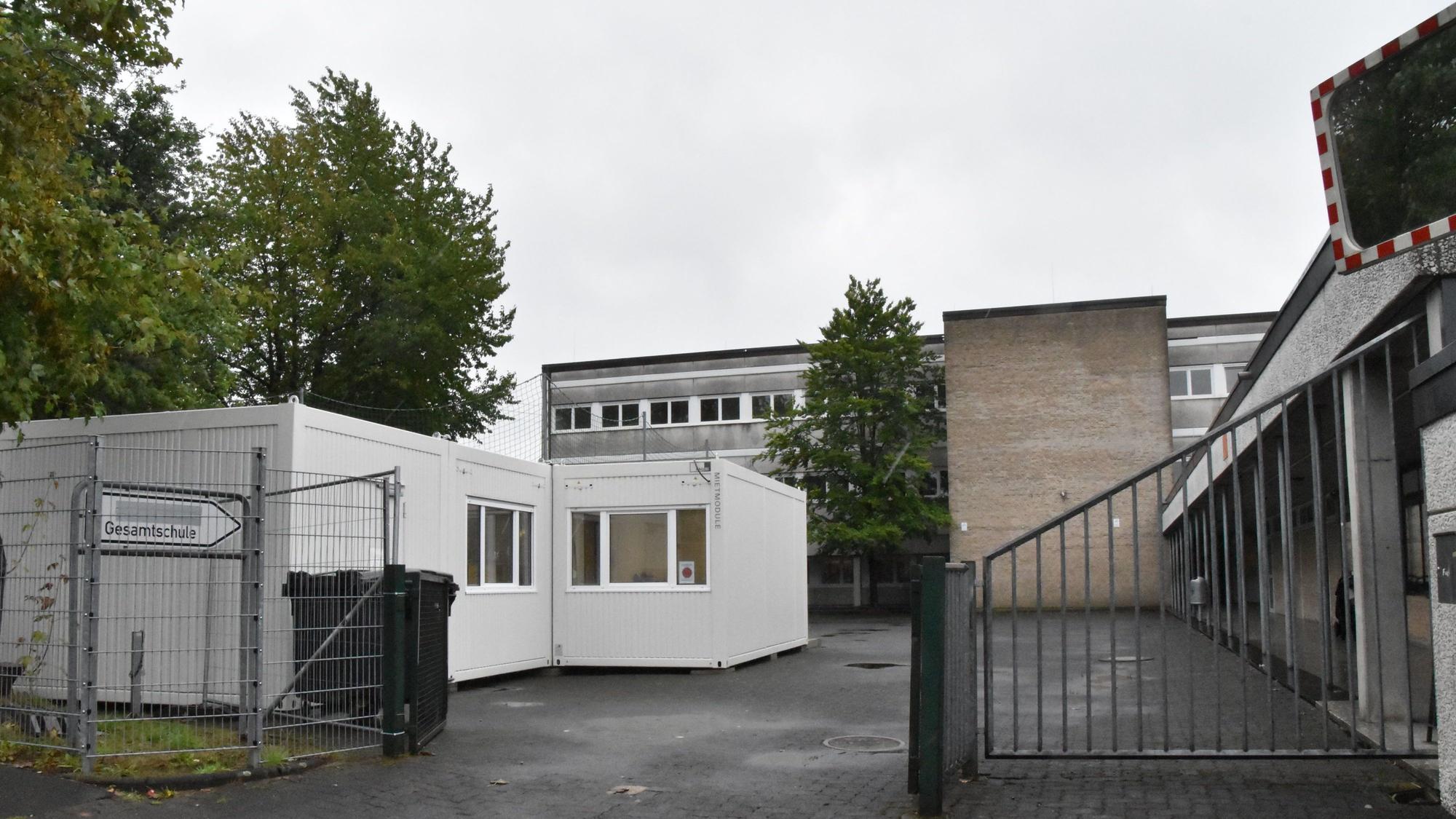 Der Haupteingang der Gesamtschule in Windeck.