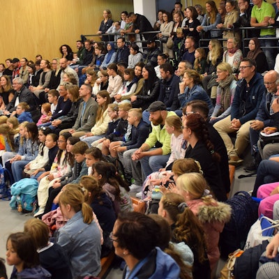 7. August 2023. Alfter-Oedekoven. Mit einer Feierstunde in der Aula ging das neu gegründete Gymnasium der Gemeinde Alfter an den Start. Foto: Frank Engel-Strebel