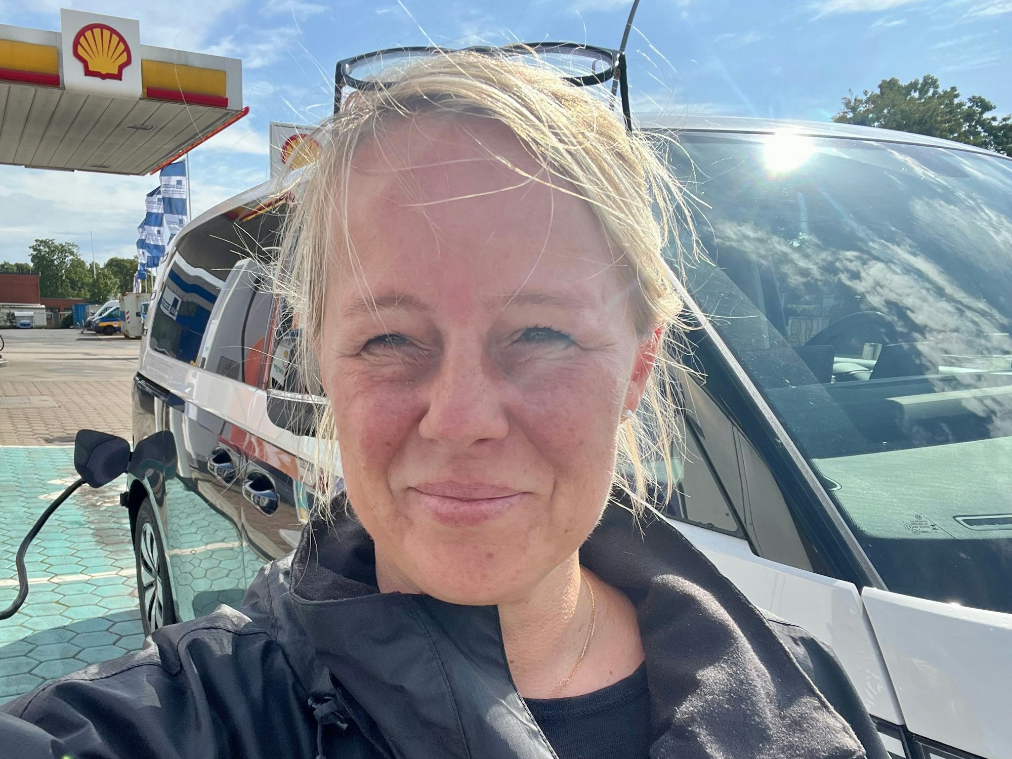 Testet Urlaub an der Ladesäule: Reporterin Karolina Meyer-Schilf.