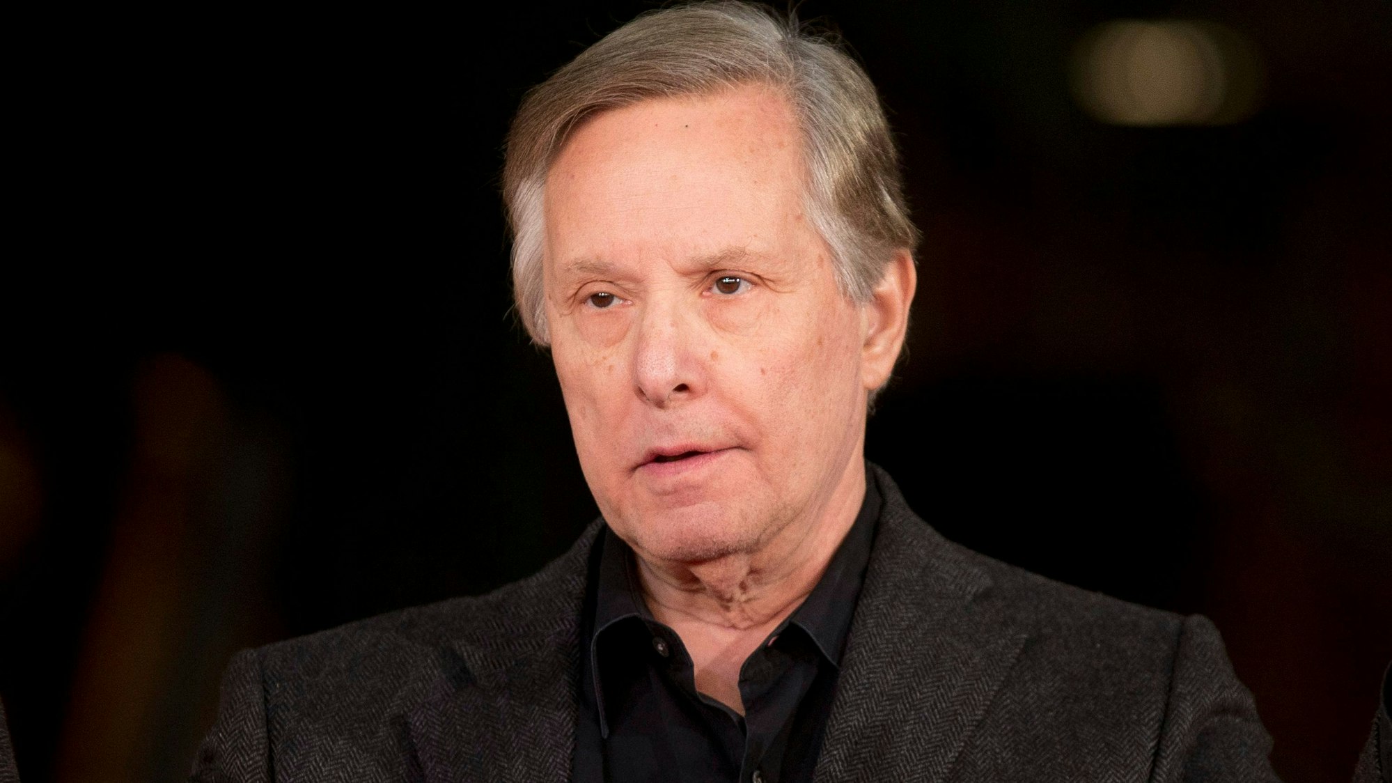 ARCHIV - 19.10.2015, Italien, Rom: Regisseur William Friedkin komm auf dem roten Teppich des Filmfestivals in Rom an.