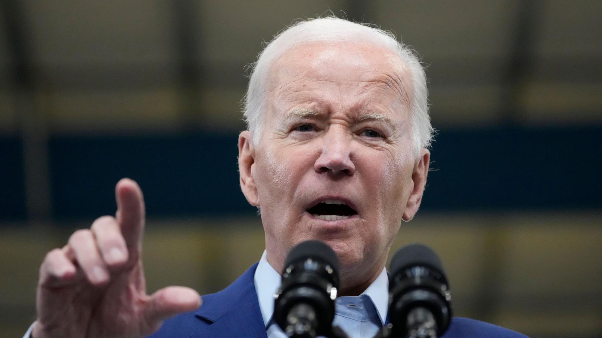 09.08.2023, USA, Belen: Joe Biden, Präsident der USA, spricht bei Arcosa Wind Towers.