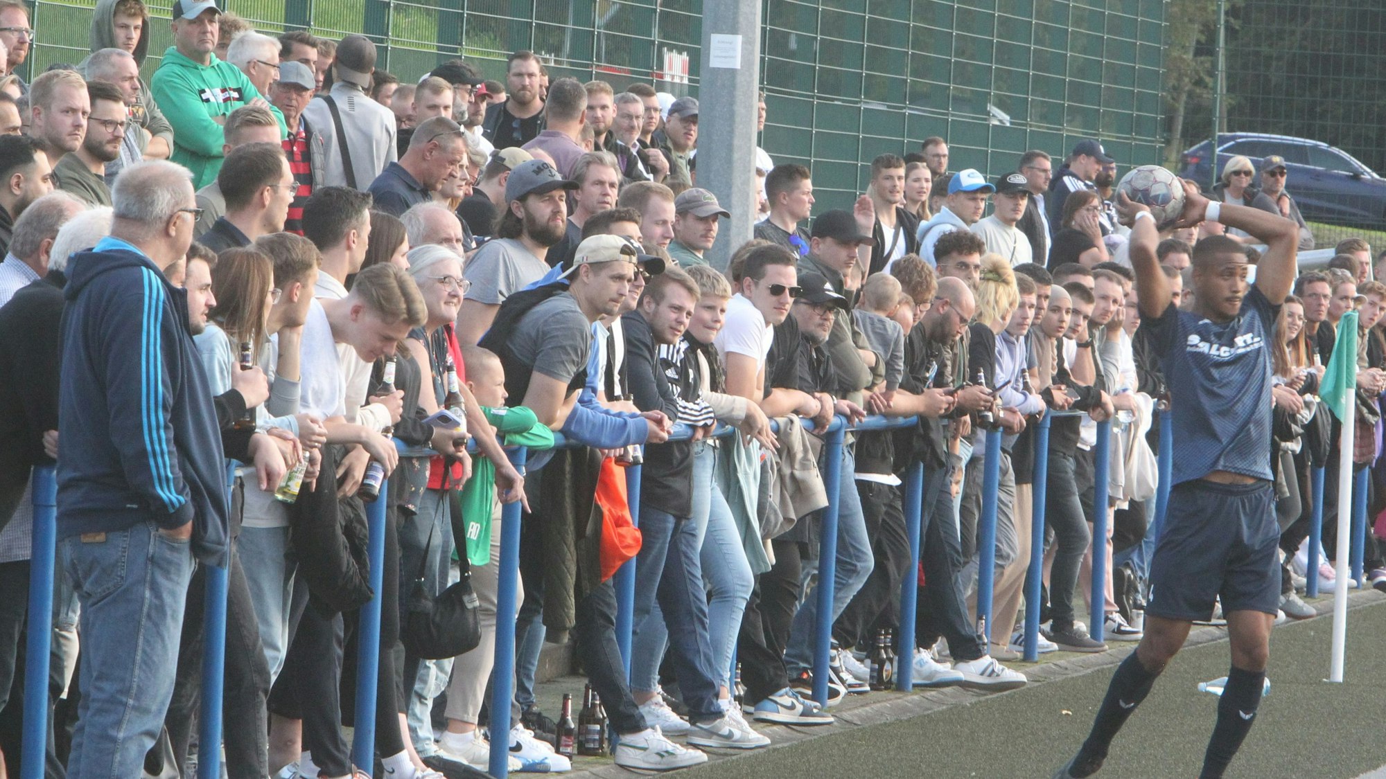 Fast 500 Zuschauer kamen am Mittwochabend zum Kreispokal-Halbfinale zwischen Neunkirchen-Seelscheid und Siegburg.