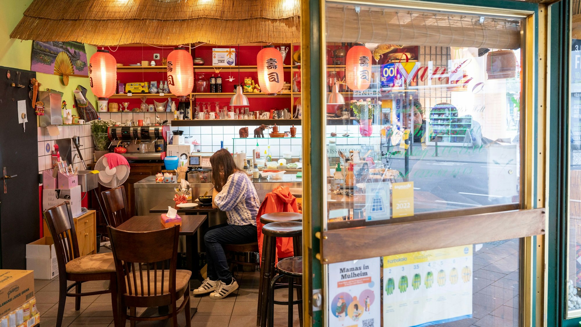 Blick in den Obst- und Gemüsehandel Banlao in Köln-Mühlheim