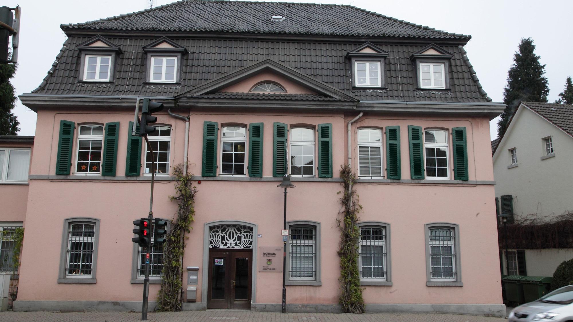 Ein Ausweg aus der Haushaltskrise der Stadt Rösrath wird im Rathaus weiter gesucht.