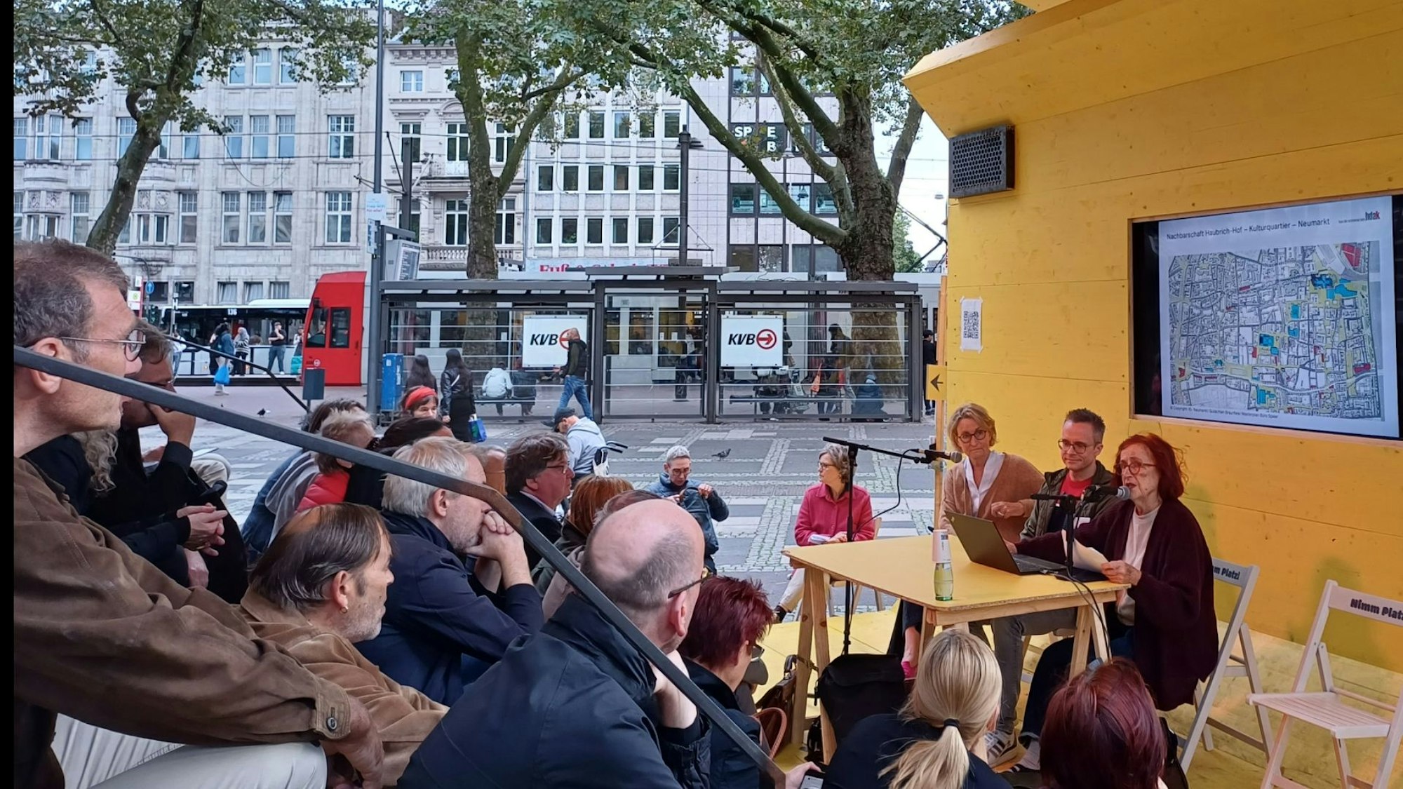 Viele Interessierte folgten der Einladung der IG Neumarkt.