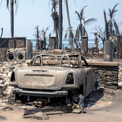 Die Trümmer des Waldbrandes sind in Lahaina, Hawaii, zu sehen.
