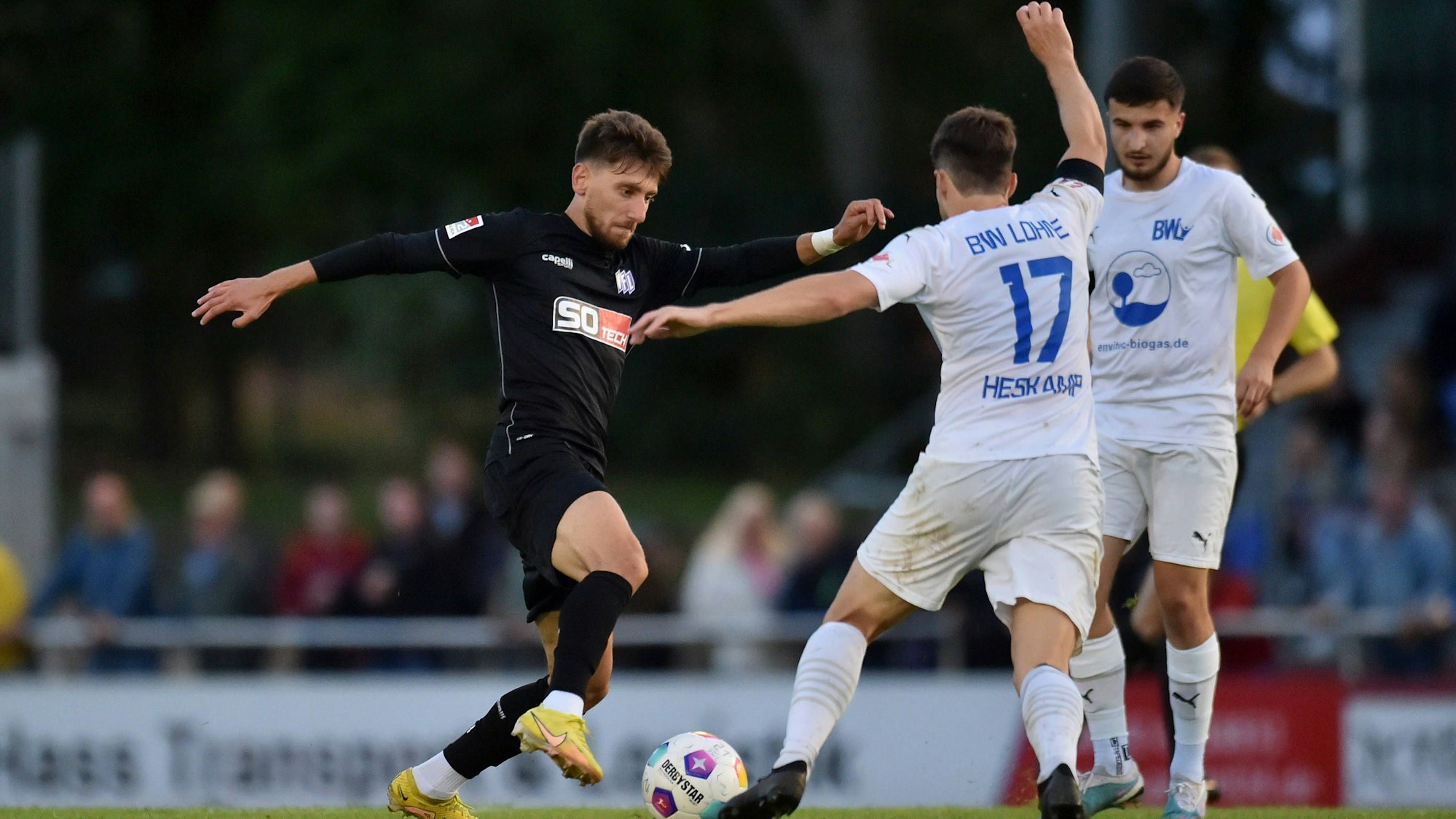 Osnabrücks Charalampos Makridis (links)