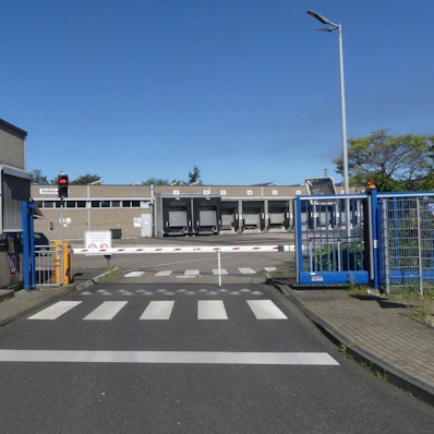 Die leerstehenden Gebäude der früheren Kosmetik-Fabrik Coty an der Wilhelm-Mauser-Straße