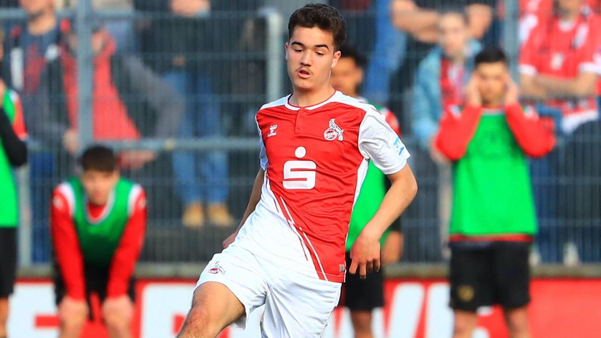 Etienne Borie Koeln 1. FC Koeln vs 1. FSV Mainz 05, Fussball, A-Junioren-Bundesliga, 14.04.2023 DFB regulations prohibit any use of photographs as image sequences and/or quasi-video. 1. FC Koeln vs 1. FSV Mainz 05, Fussball, A-Junioren-Bundesliga, 14.04.2023 Koeln *** Etienne Borie Koeln 1 FC Koeln vs 1 FSV Mainz 05, Football, A Junioren Bundesliga, 14 04 2023 DFB regulations prohibit any use of photographs as image sequences and or quasi video 1 FC Koeln vs 1 FSV Mainz 05, Football, A Junioren Bundesliga, 14 04 2023 Koeln Copyright: xEibner-Pressefotox EP_RWS