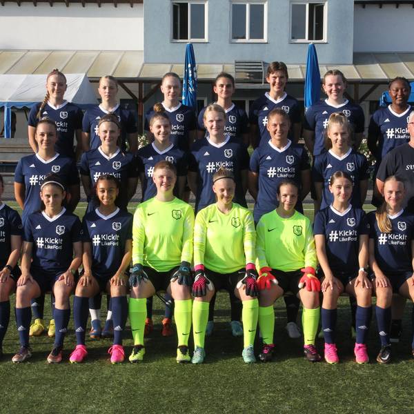 Frauen-Mannschaft des SV Menden