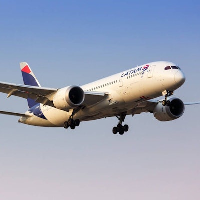 Ein Boeing 787-8 Dreamliner von Latam.