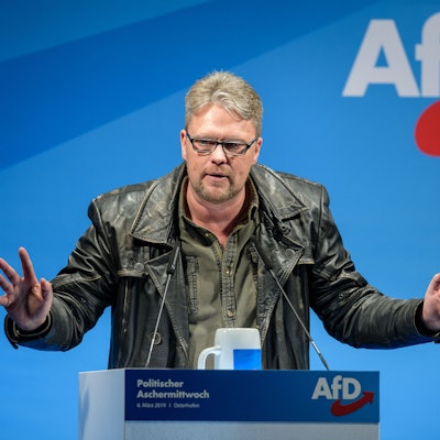 Guido Reil, für die AfD im Europaparlament, sieht sich Vorwürfen aus der eigenen Partei gegenüber. Er soll Mitarbeiterinnen sexuell belästigt haben, schrieb eine Parteikollegin in internen Chats. Nun wehr sich das ehemalige SPD-Mitglied. (Archivbild)