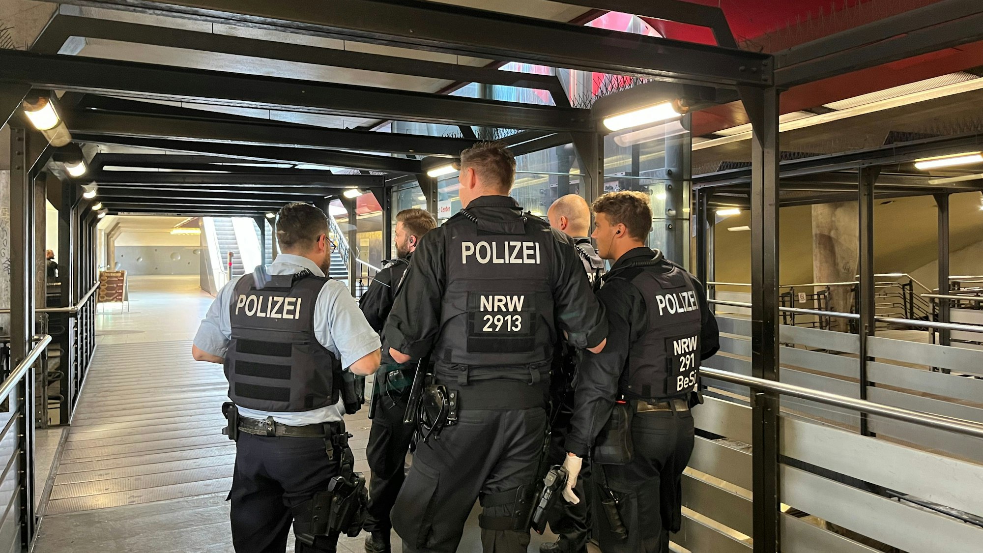 Polizeiinspektion 5 am Wiener Platz: Verstärkte Kontrollen.