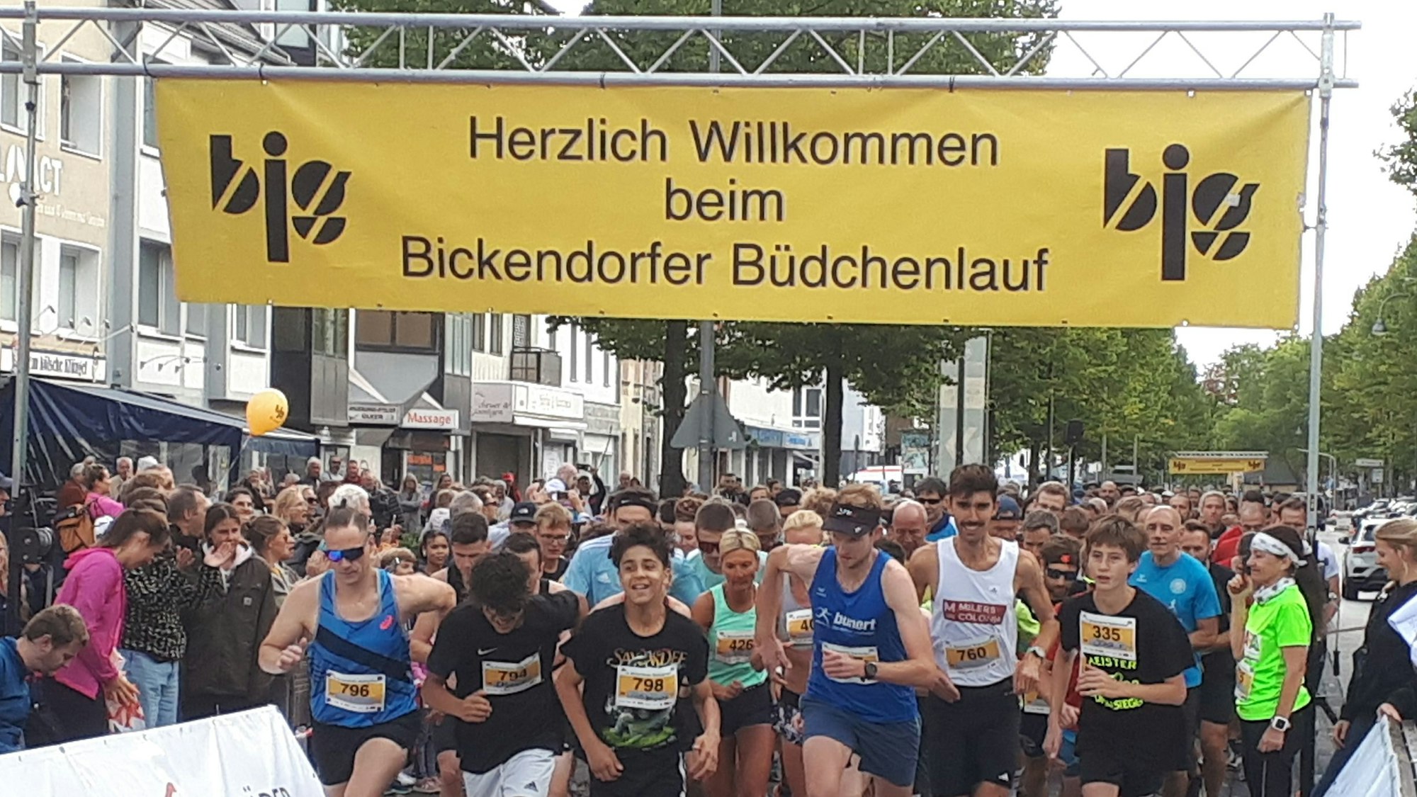 Start beim Bickendorfer Büdchenlauf im Jahr 2022