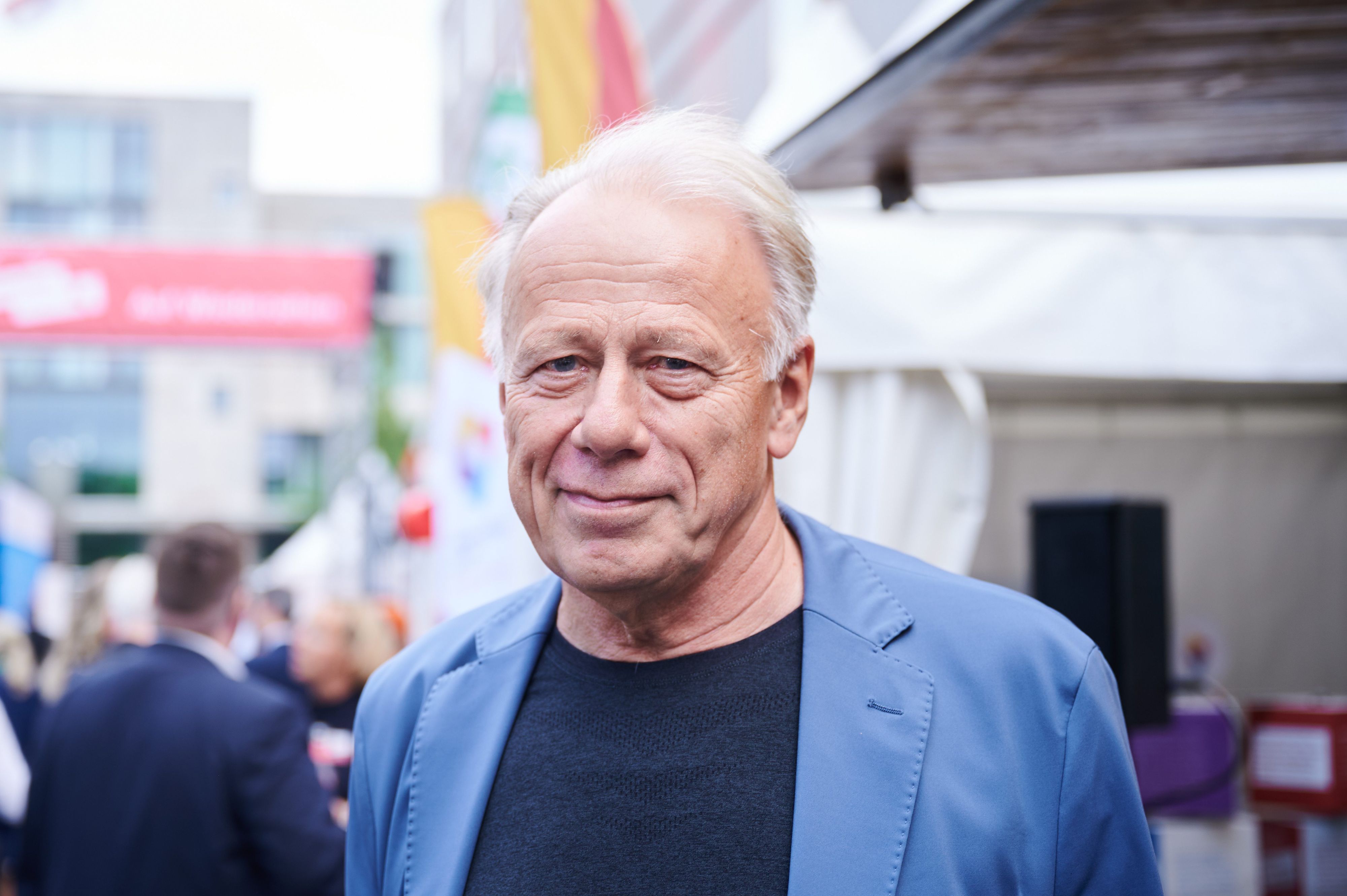 ARCHIV - 03.07.2023, Berlin: Jürgen Trittin (Bündnis90/Die Grünen) kommt auf das Sommerfest der niedersächsischen Landesregierung.