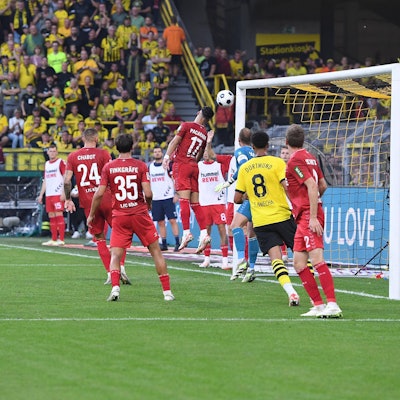 Fußball 1. Bundesliga 1. Spieltag Borussia Dortmund - 1. FC Köln am 19.08.2023 im Signal Iduna Park in Dortmund Tor zum 1:0 durch Donyell Malen Dortmund DFL regulations prohibit any use of photographs as image sequences and/or quasi-video. *** Soccer 1 Bundesliga 1 Matchday Borussia Dortmund 1 FC Köln on 19 08 2023 at Signal Iduna Park in Dortmund Goal to 1 0 by Donyell Malen Dortmund DFL regulations prohibit any use of photographs as image sequences and or quasi video xRx