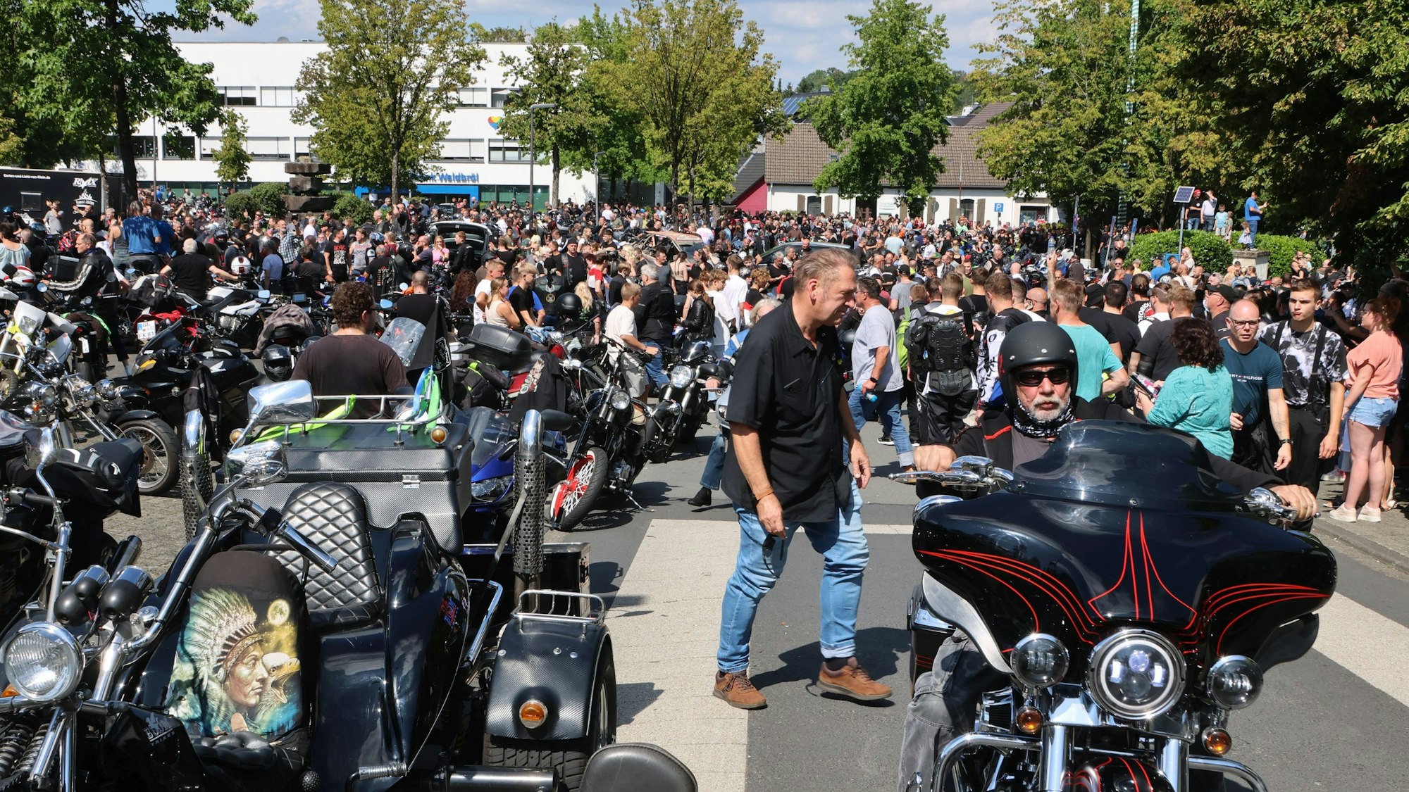 Motorradkorso für Joana