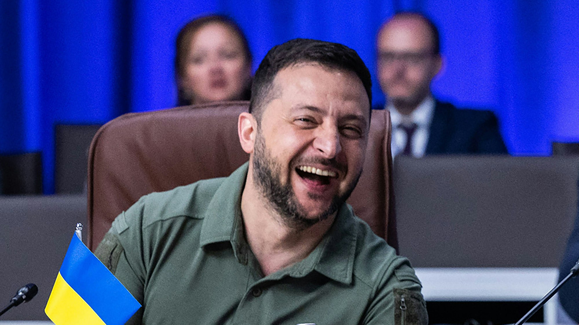 Bekommt F-16-Jets und hat gut lachen: Der ukrainische Präsident hat mit einem Scherz für wütenden Reaktionen in Moskau gesorgt. (Archivbild)