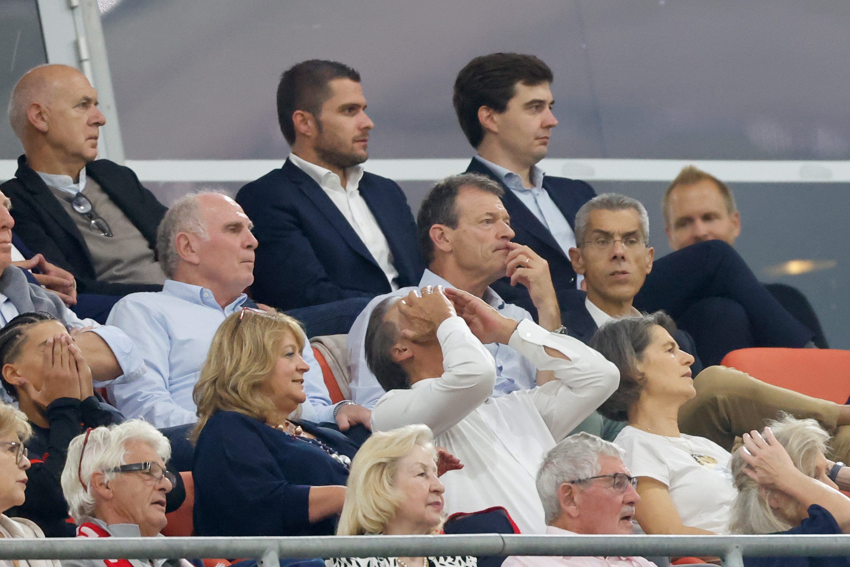 Die DFL-Geschäftsführer Marc Lenz (l.) und Steffen Merkel (r.) beim DFL-Supercup in München.