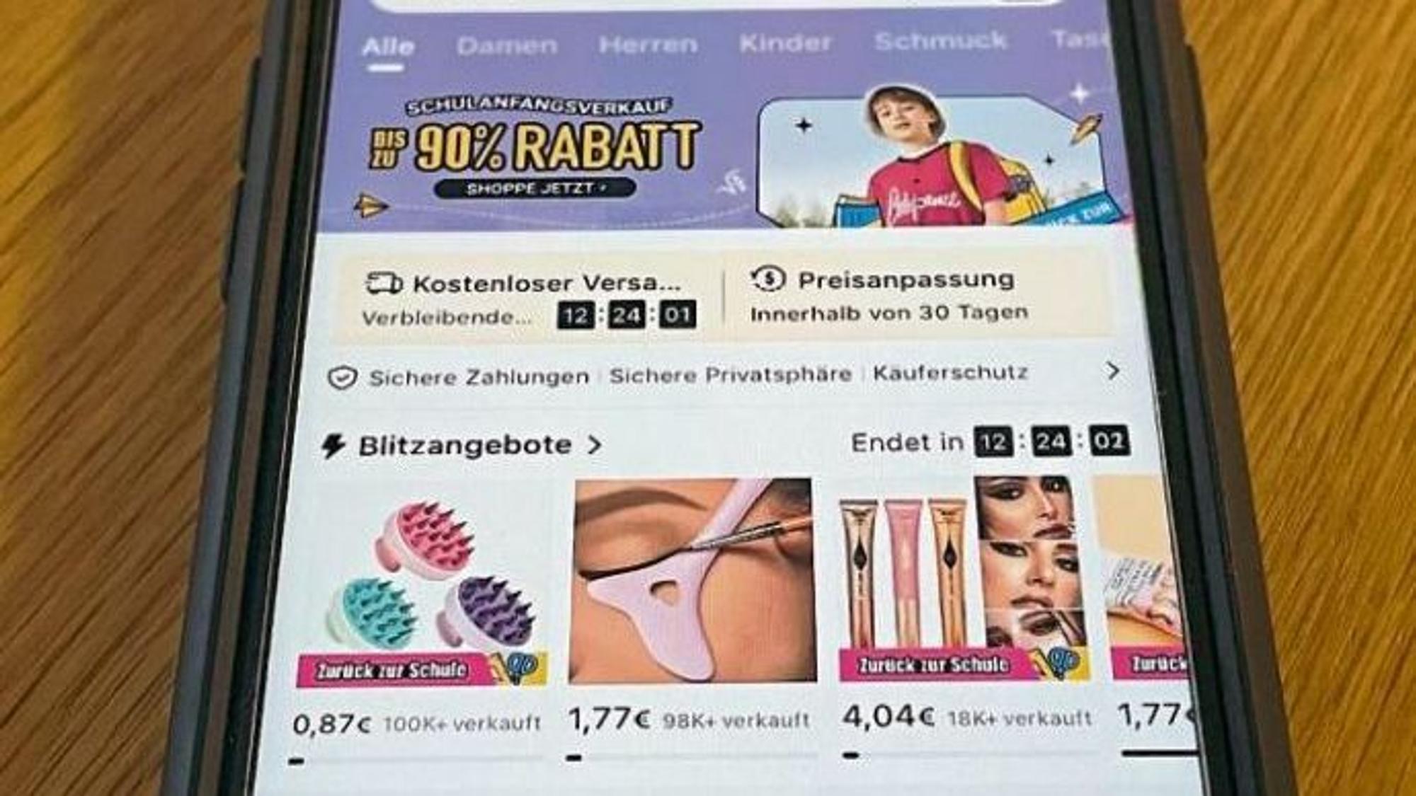 Ein Handy zeigt die Temu-App