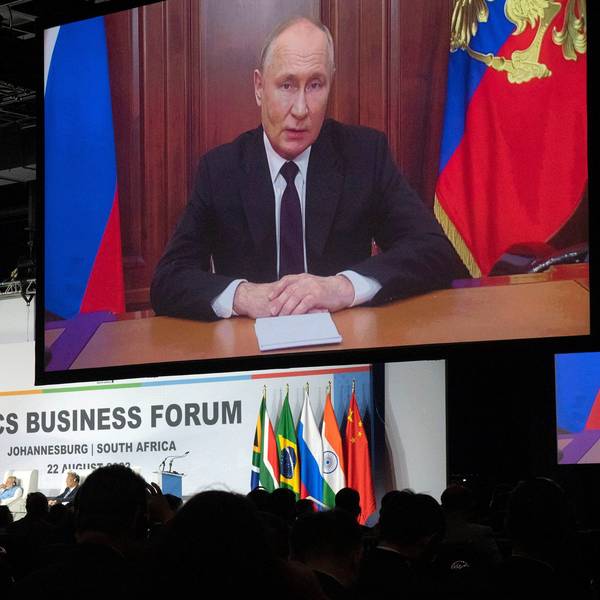 Wladimir Putin, Präsident von Russland, spricht während des Gipfels der Staats- und Regierungschefs der fünf aufstrebenden Volkswirtschaften Brics. Die Stimme des Kremlchefs klang bei der Ansprache deutlich anders als gewohnt.