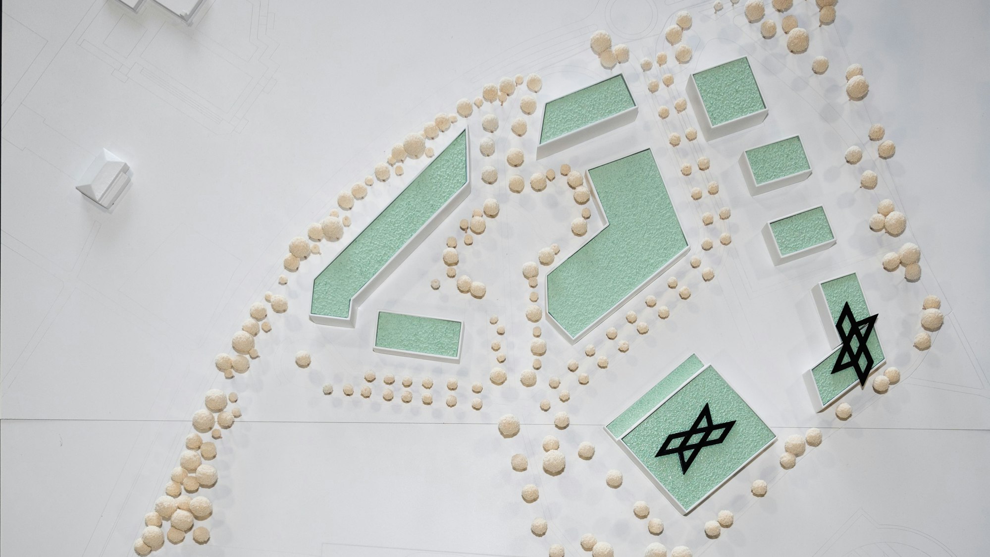 Blick auf den Lageplan des Forschungszentrums.