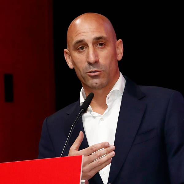 Luis Rubiales, Präsident des spanischen Fußballverbandes RFEF, spricht bei der Außerordentlichen Generalversammlung des Verbandes.