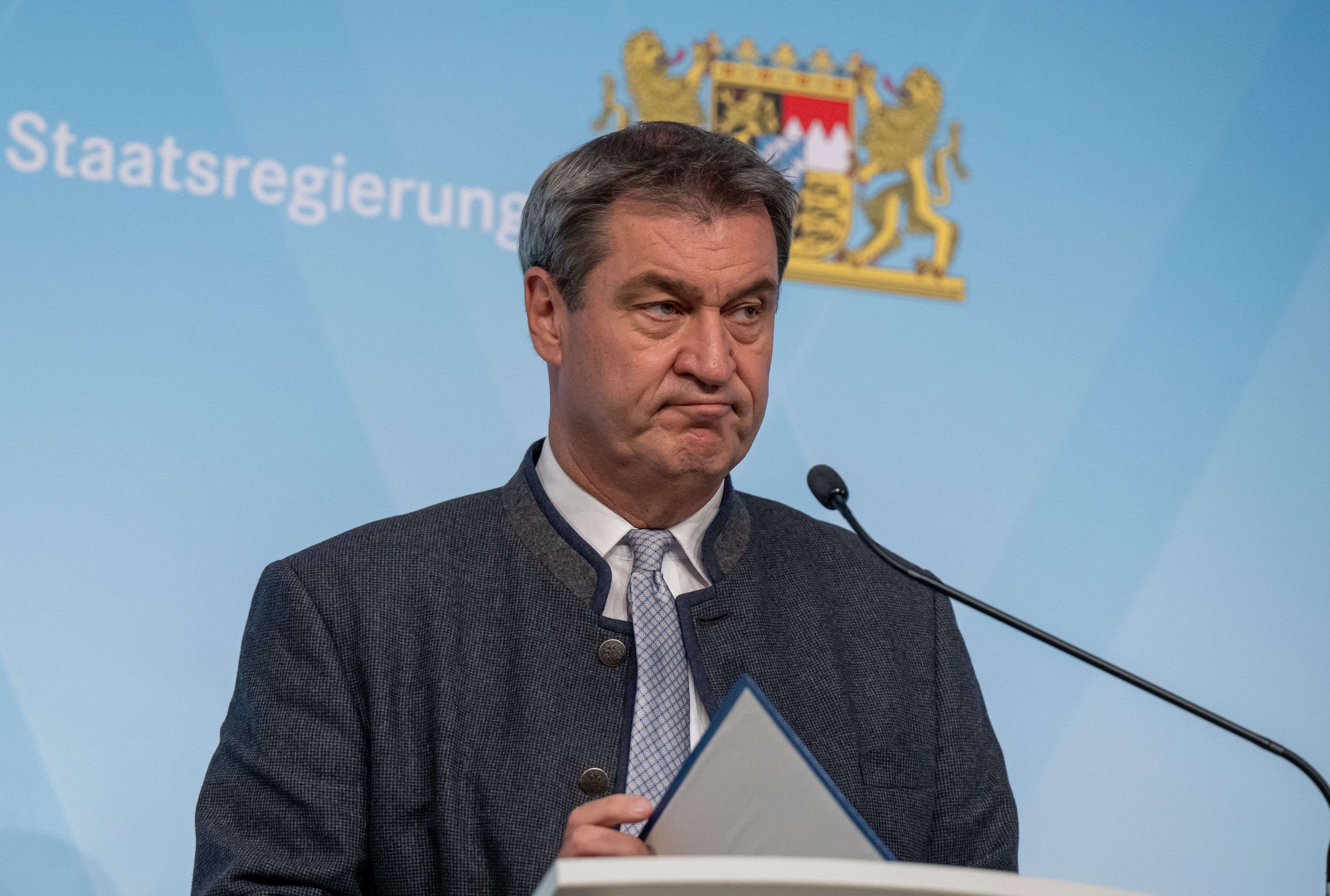 29.08.2023, Bayern, München: Markus Söder (CSU), Ministerpräsident von Bayern, gibt nach dem Sonder-Koalitionsausschuss ein Statement zum Fall des stellvertretenden Ministerpräsidenten Aiwanger. Foto: Peter Kneffel/dpa +++ dpa-Bildfunk +++