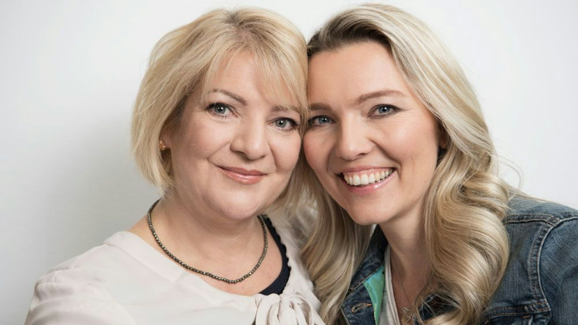 Die Autorinnen Heike Abidi (l.) und Ursi Breidenbach